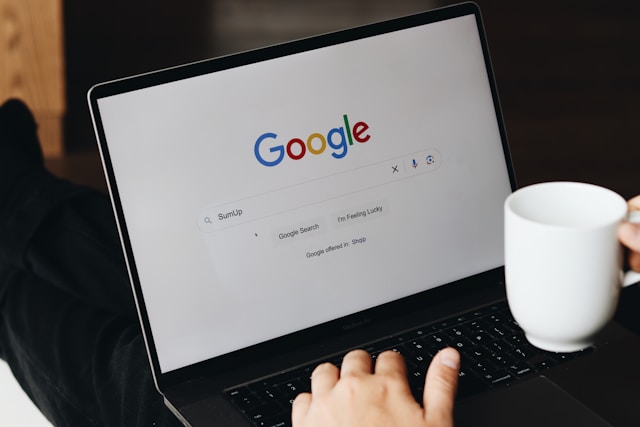 Google Sıralamalarında Öne Geçmek için SEO Uyumlu İçerik Stratejileri